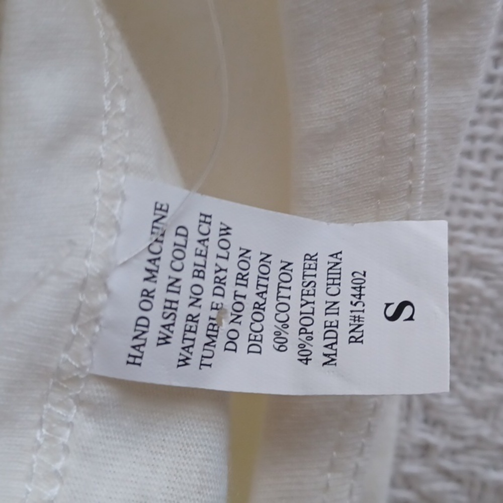 Lucky t-shirt NWT Small - Picture 6 of 6